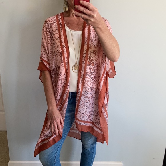 Paisley Print Boho Kimono - Picture 2 of 10